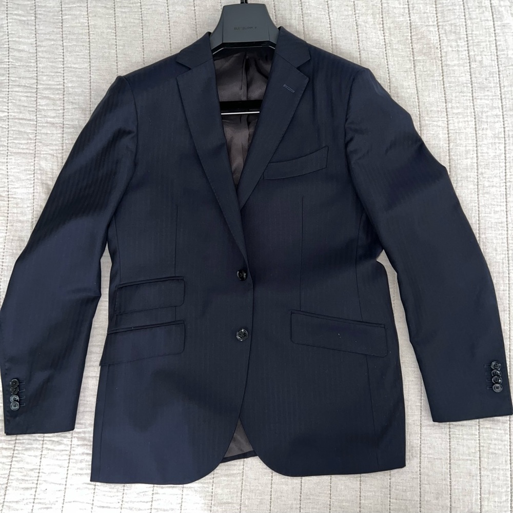 SuitSupply Men’s Two-Piece Navy Herringbone Suit Super S110s